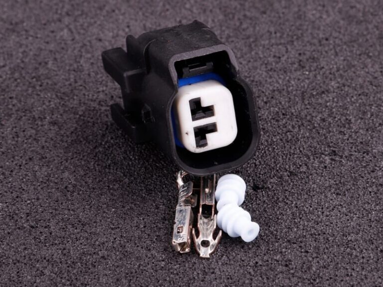 2-Way Socket Housing (Coyote CLT/AC compressor) Connector