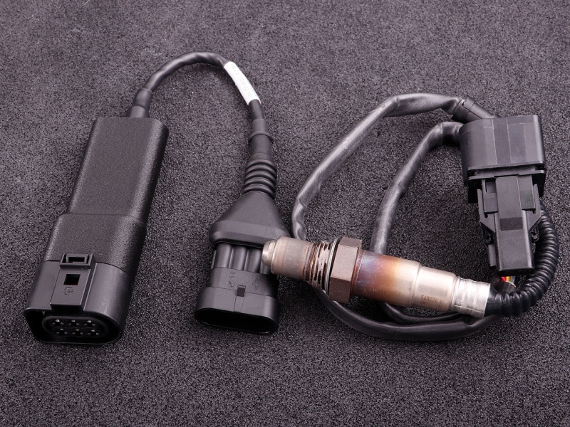 MaxxECU WBO module (including LSU 4.2 sensor)